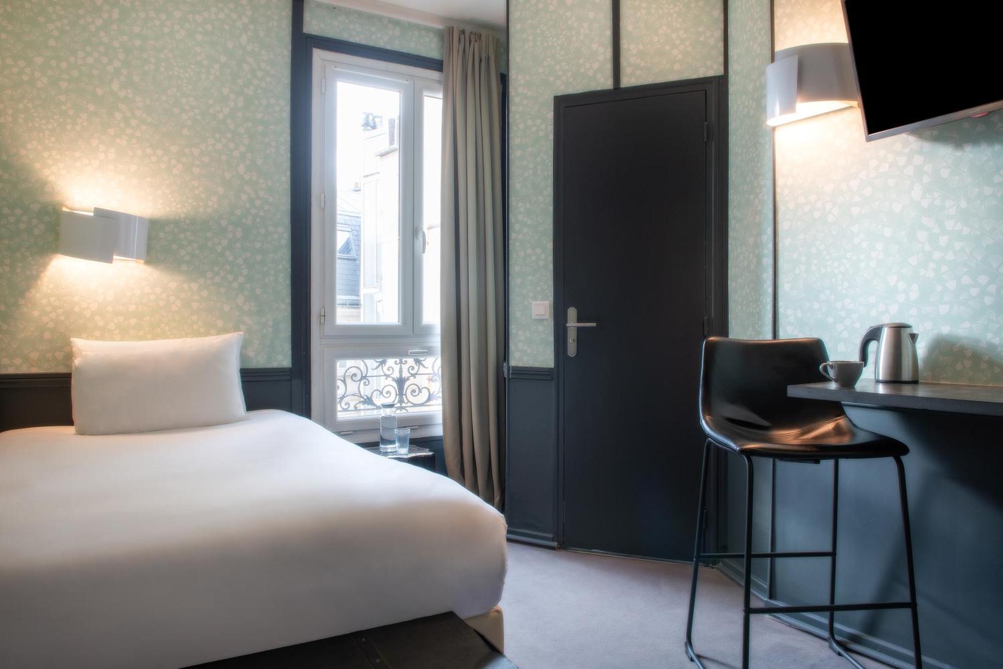 Hôtel Avama Prony Paris Ruang foto