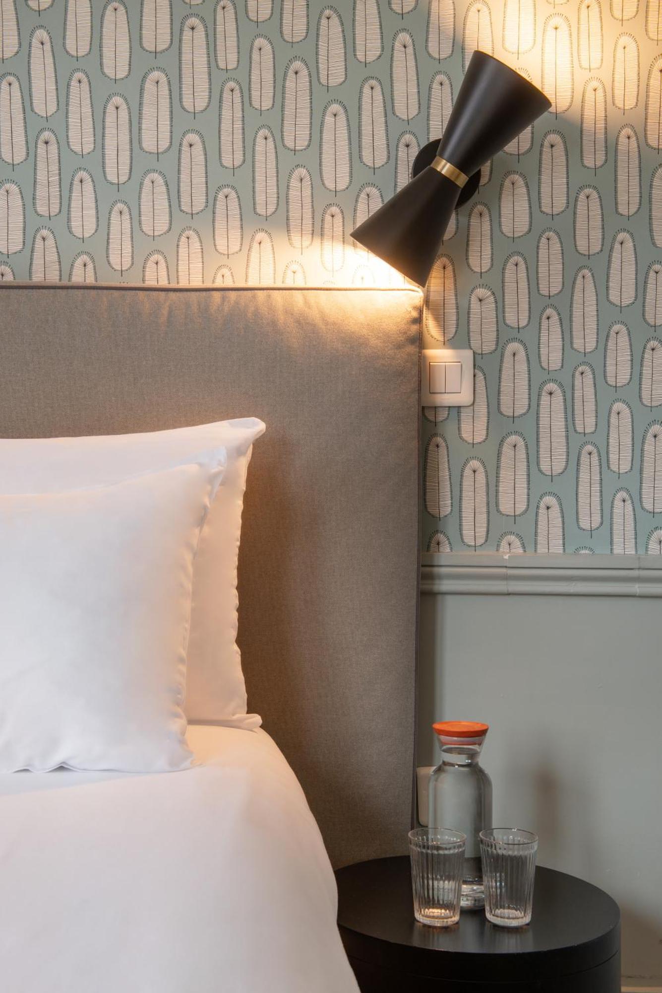 Hôtel Avama Prony Paris Ruang foto